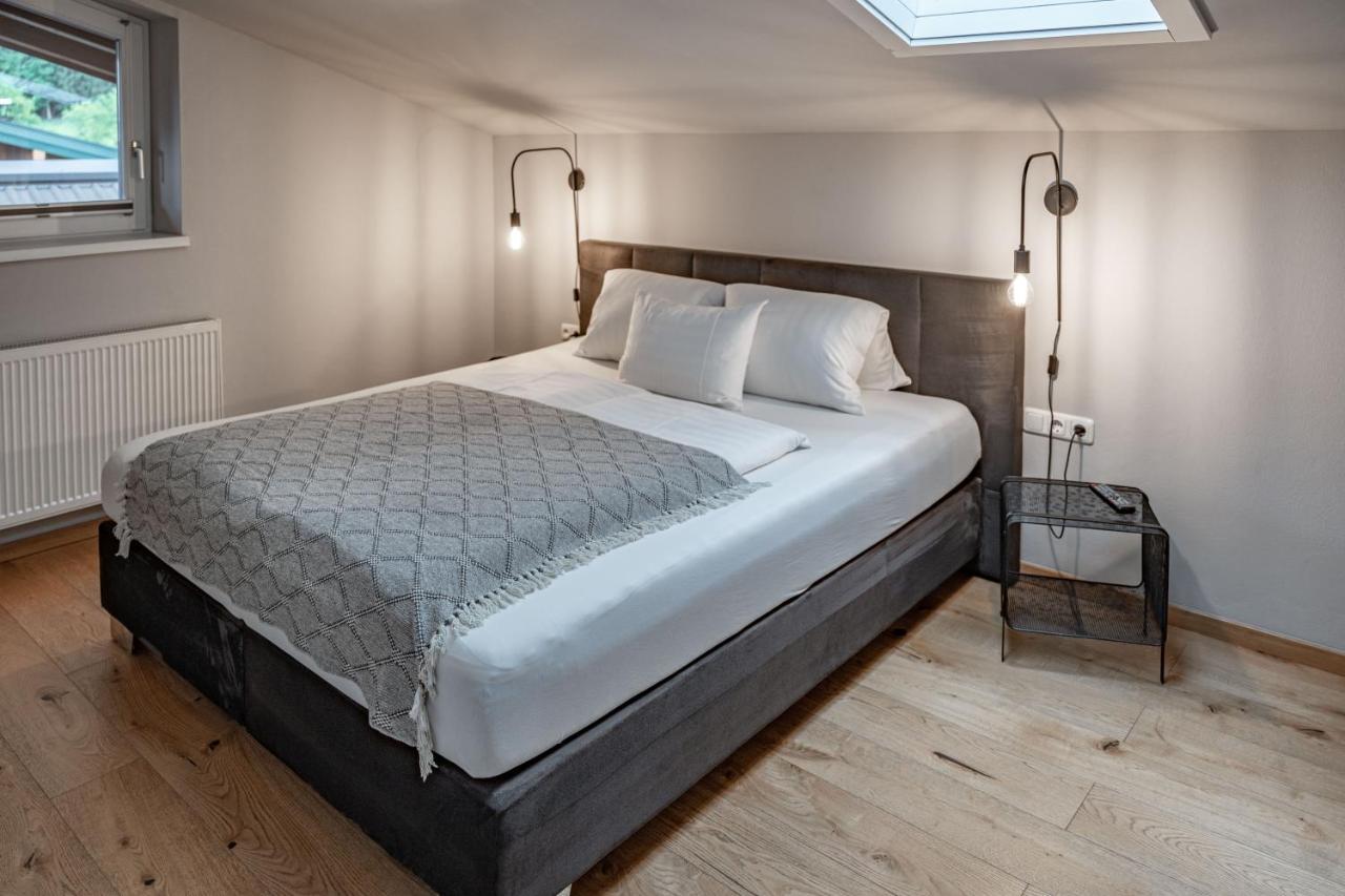 Bewegte Berge Apartments Saalfelden ภายนอก รูปภาพ